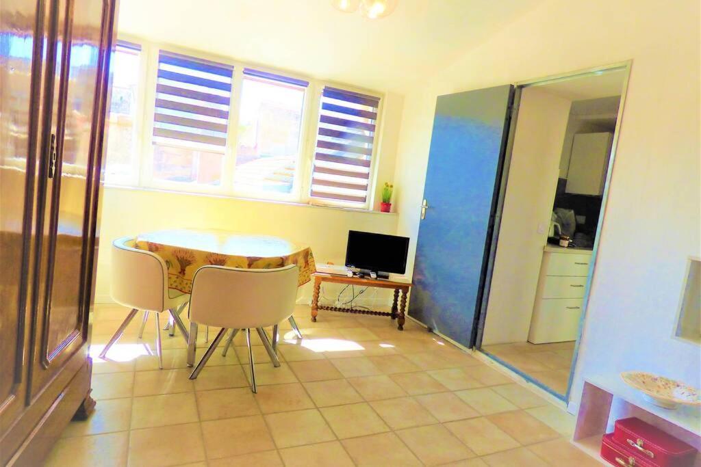 La Terrasse Ensoleillee Arles Camargue Apartment Luaran gambar